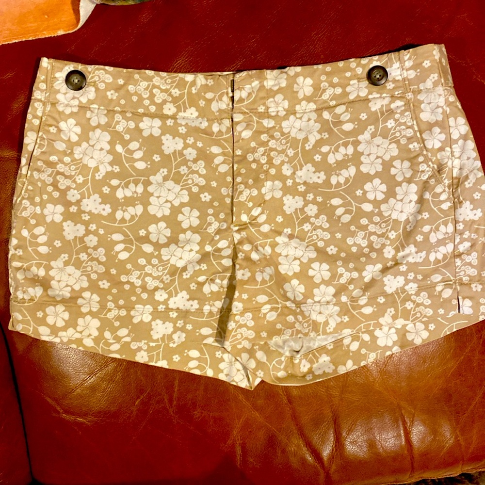 Women’s Shorts like new